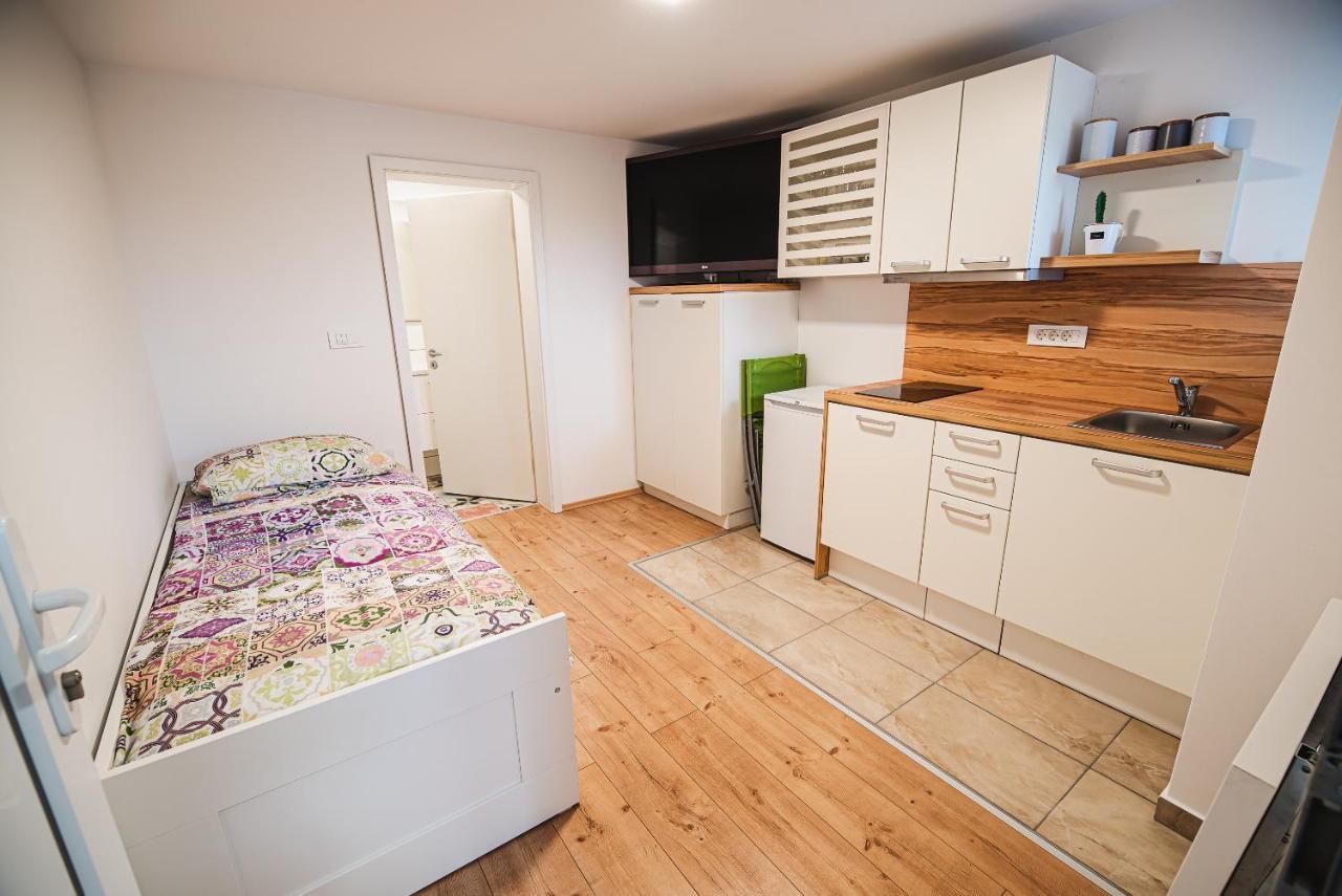 Apartament Rozalija *